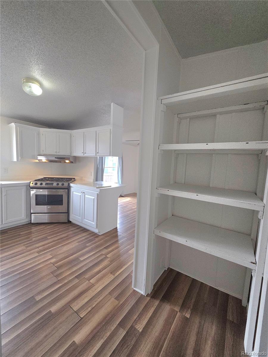 9710 Gull Street Denver CO 80260