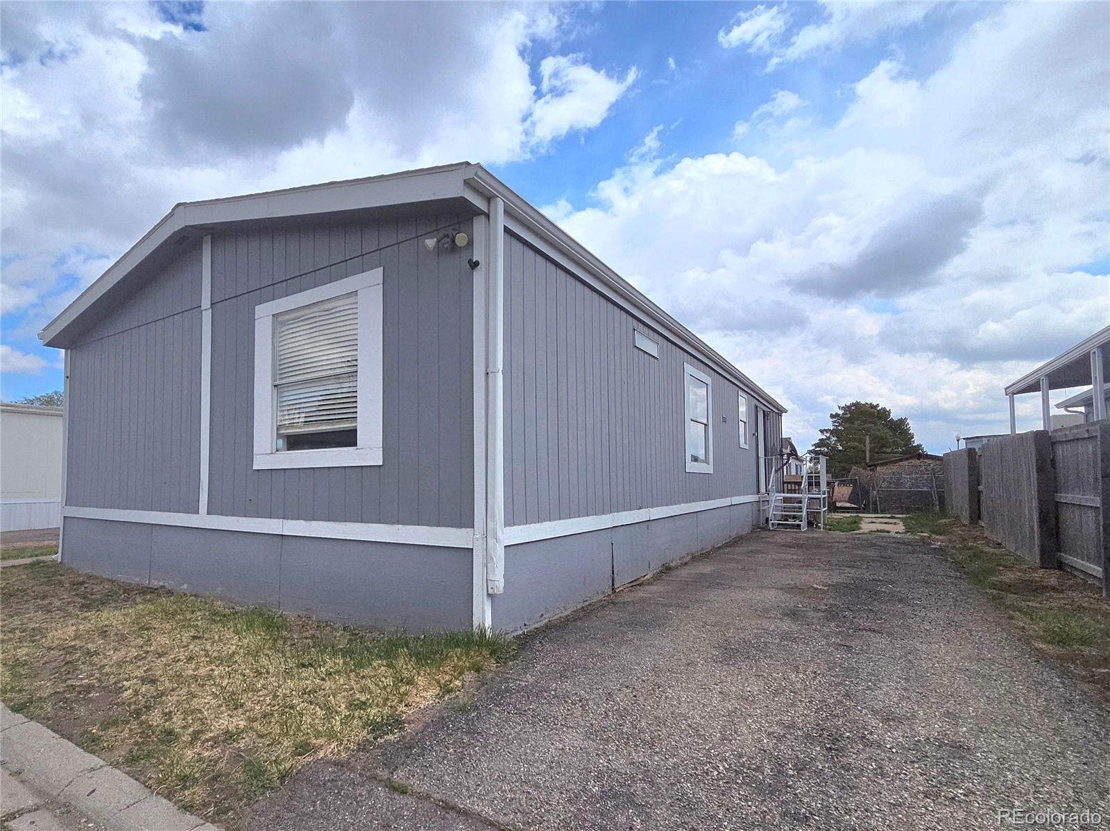 9710 Gull Street Denver CO 80260