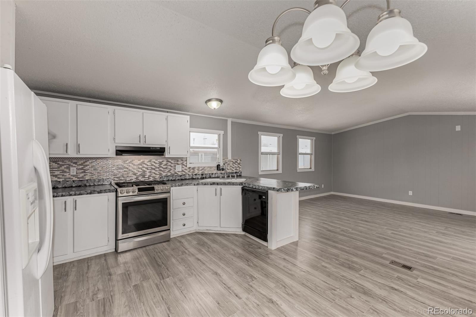 5435 Riverdale Avenue Denver CO 80229
