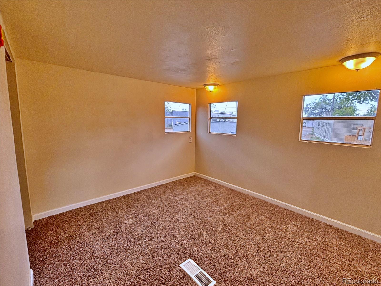 220 Mount View Lane Colorado Springs CO 80907