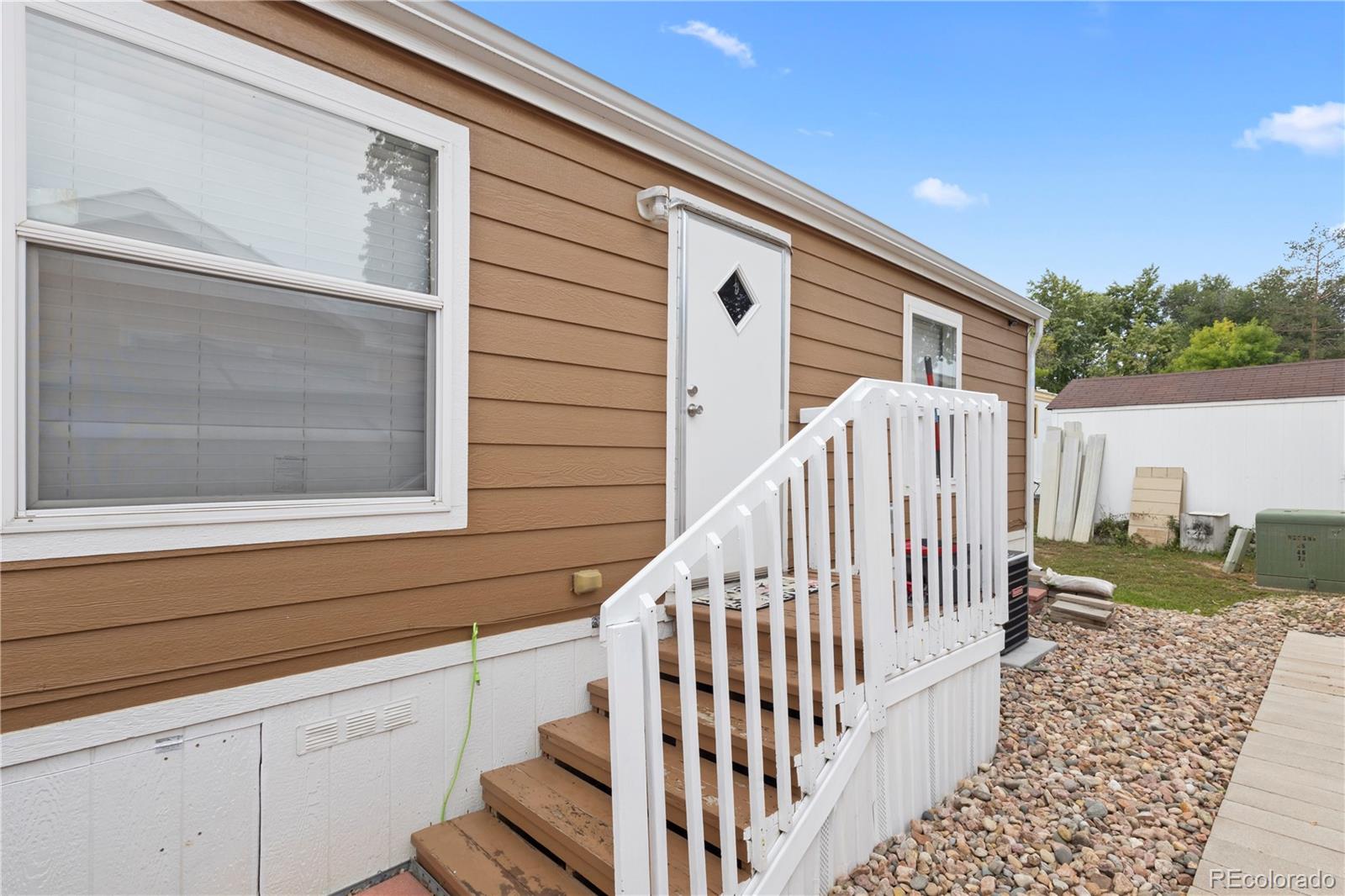 709 Cardinal Drive Lafayette CO 80026