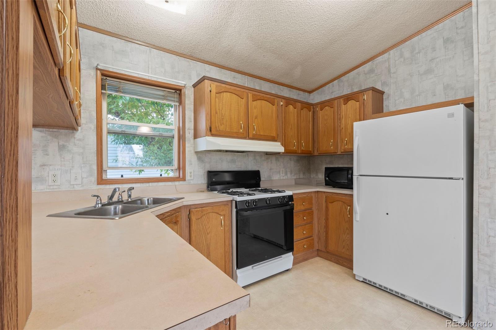 75 W 4th Avenue Golden CO 80401