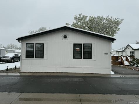 1829 Quintero Street Aurora CO 80011