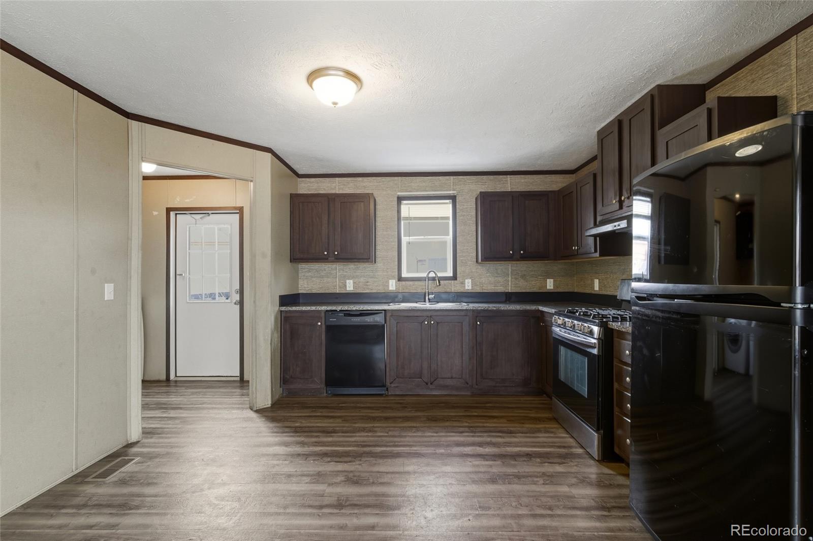 5250 W 53rd Avenue Arvada CO 80002