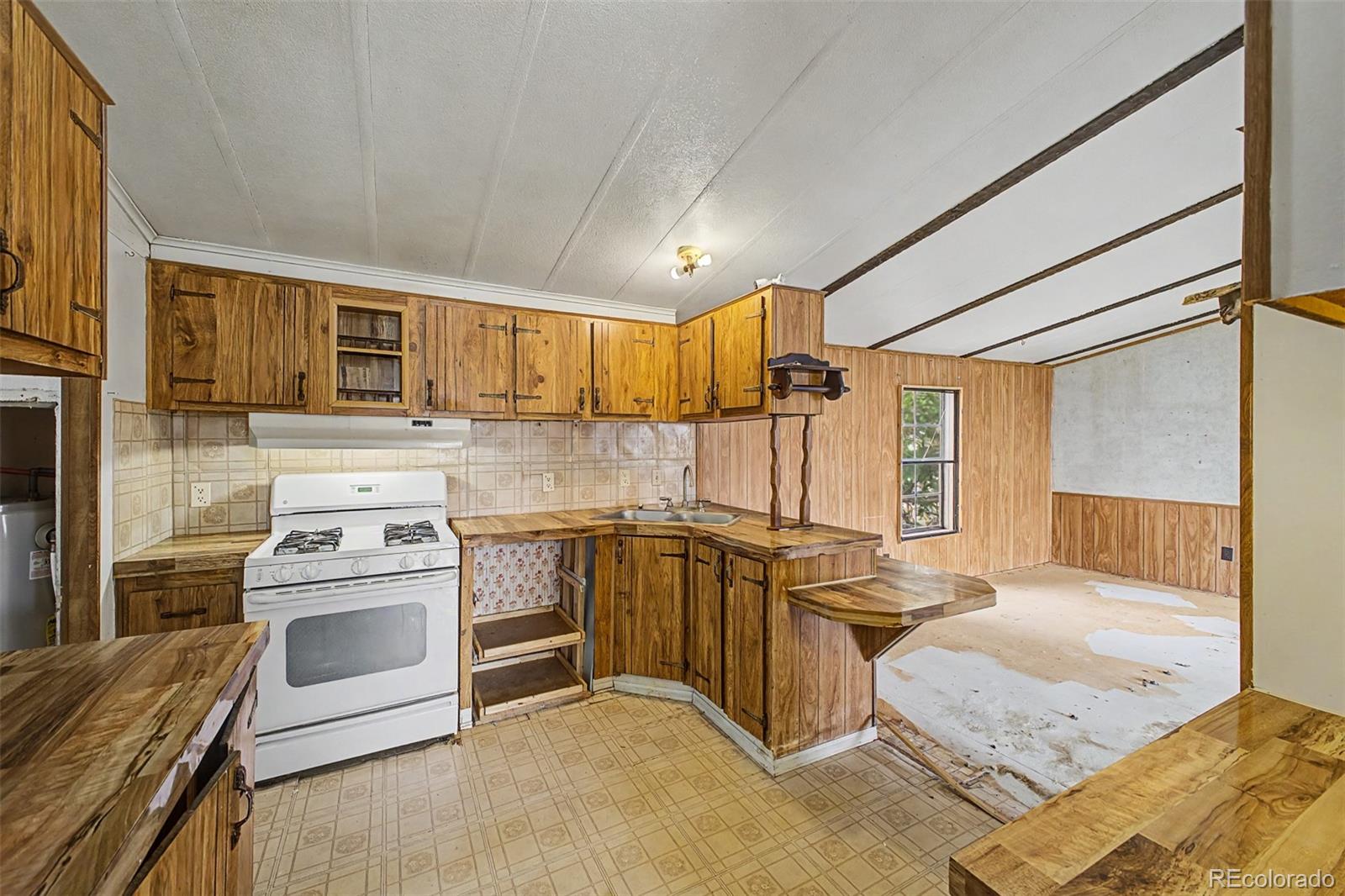 75 N Curtis Road Colorado Springs CO 80930