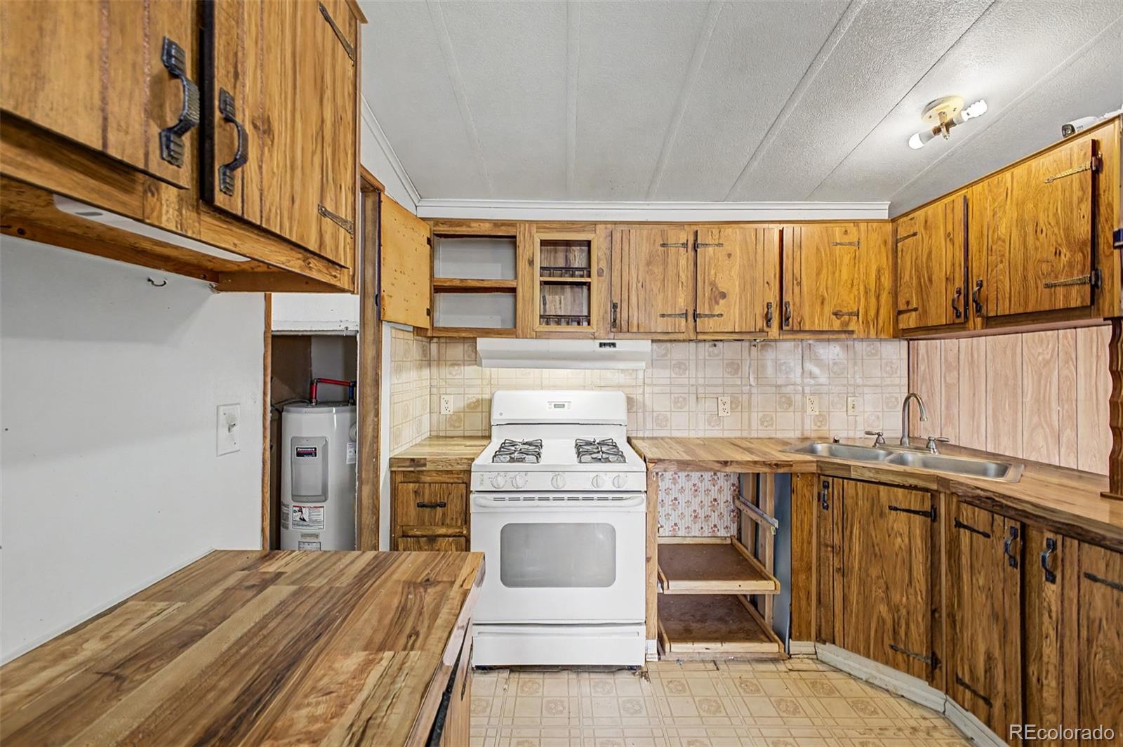 75 N Curtis Road Colorado Springs CO 80930