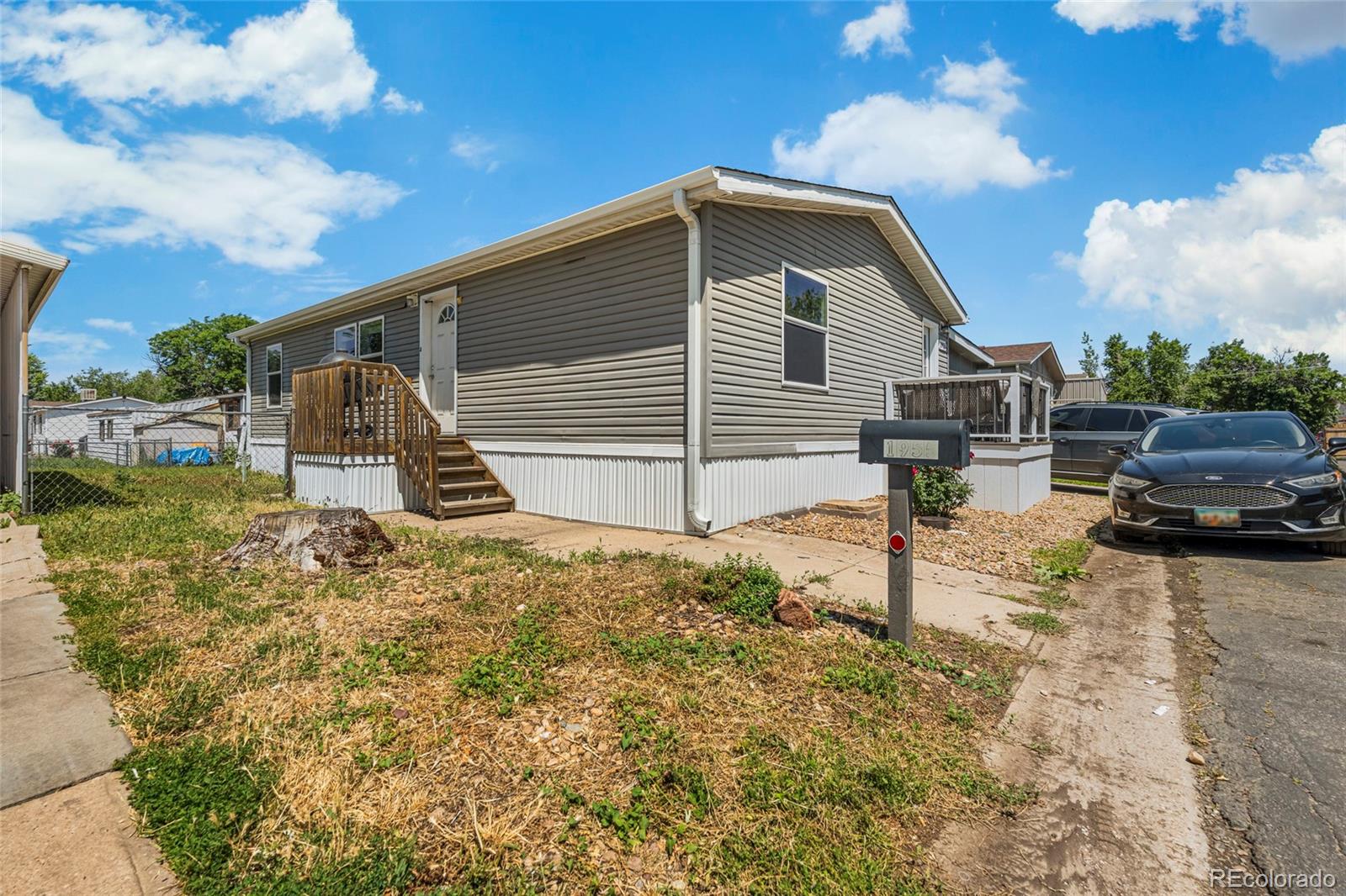 1955 Carson Street Aurora CO 80011