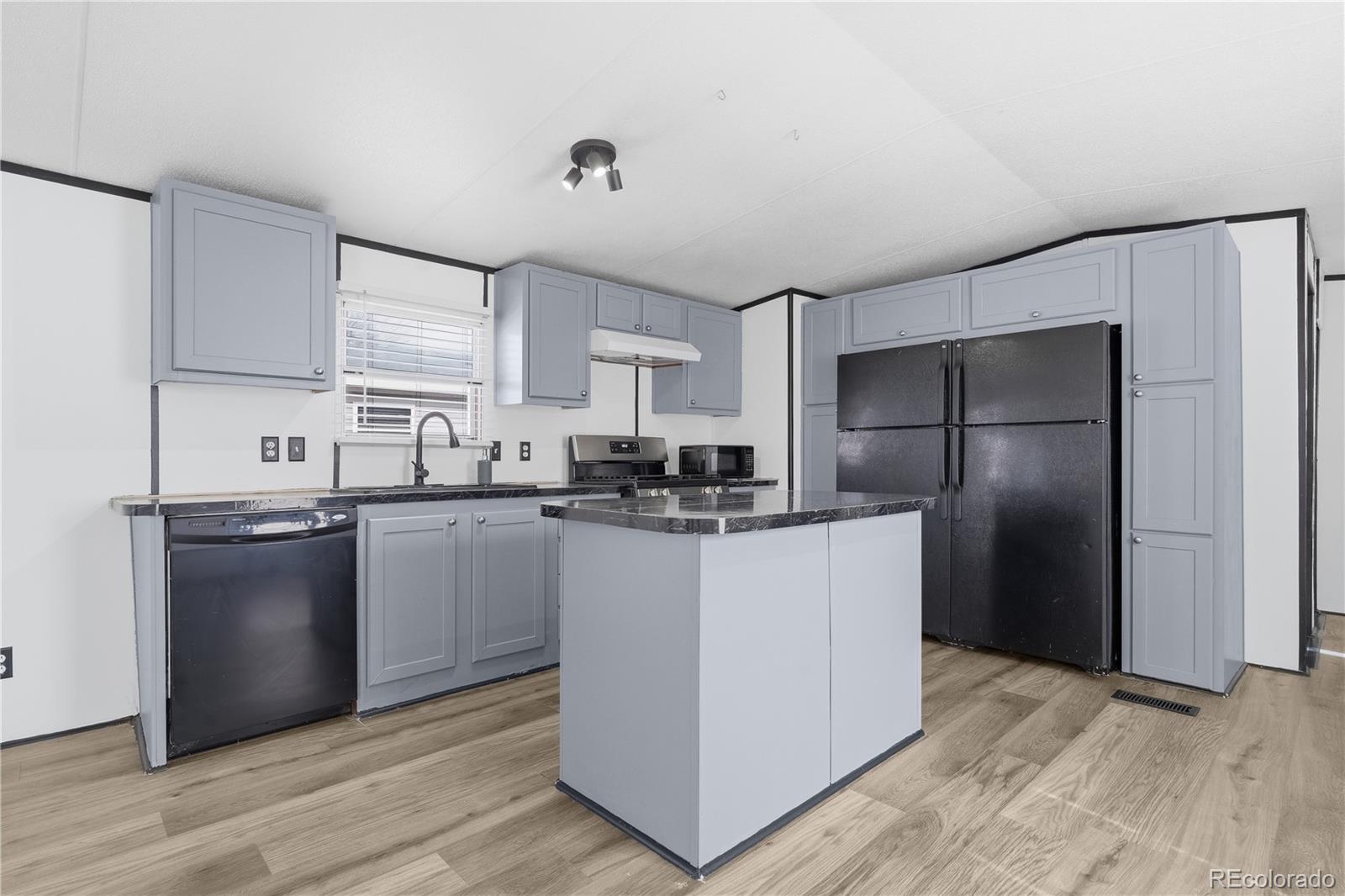 17553 E 17th Place Aurora CO 80011