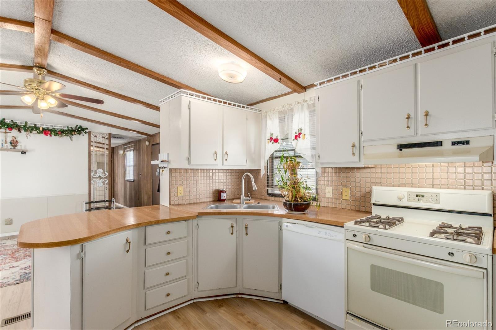 2840 S Circle Drive Colorado Springs CO 80906