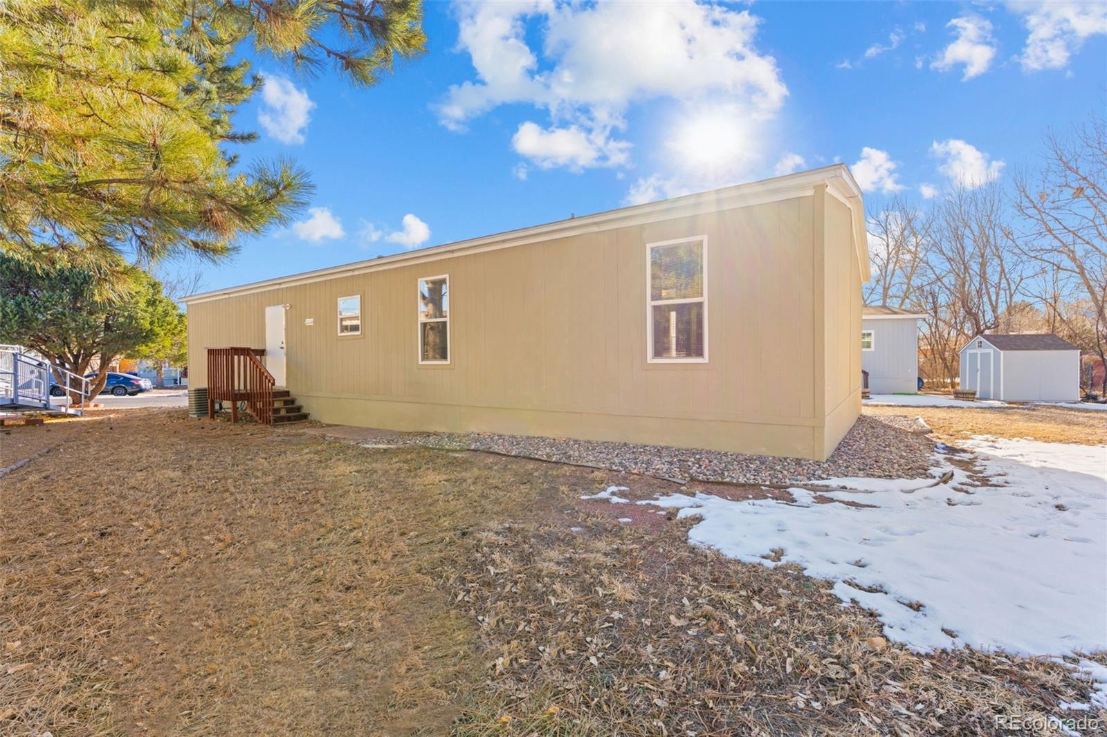 1095 Western Colorado Springs CO 80915