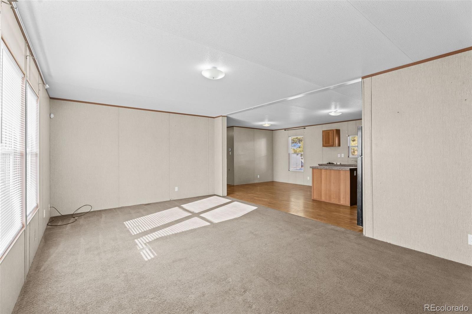 1095 Western Colorado Springs CO 80915