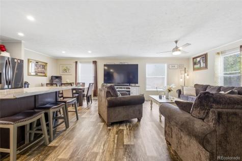 1848 Pitkin Aurora CO 80011