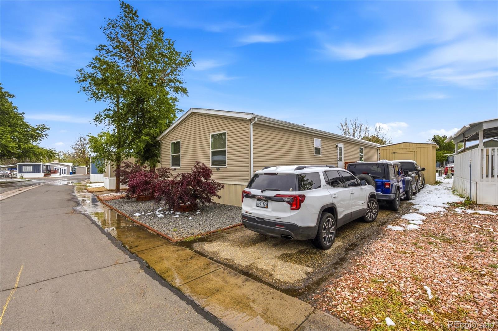 1848 Pitkin Aurora CO 80011