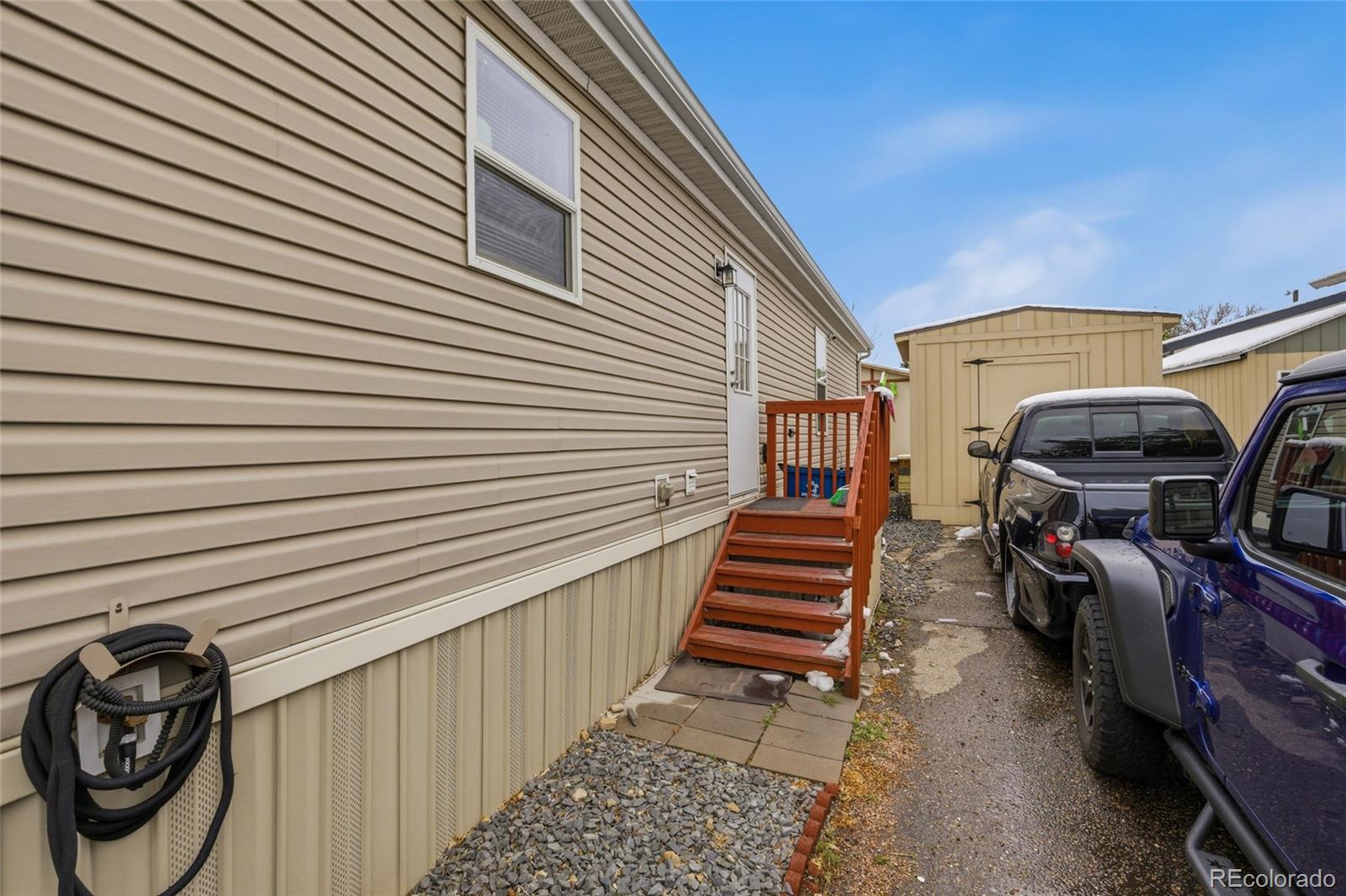 1848 Pitkin Aurora CO 80011