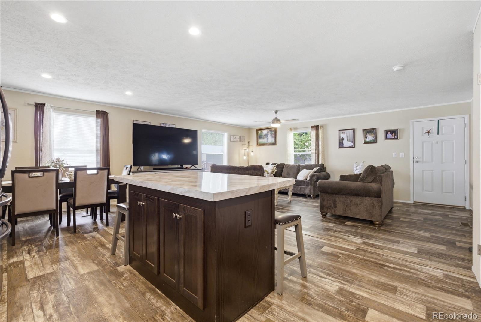 1848 Pitkin Aurora CO 80011