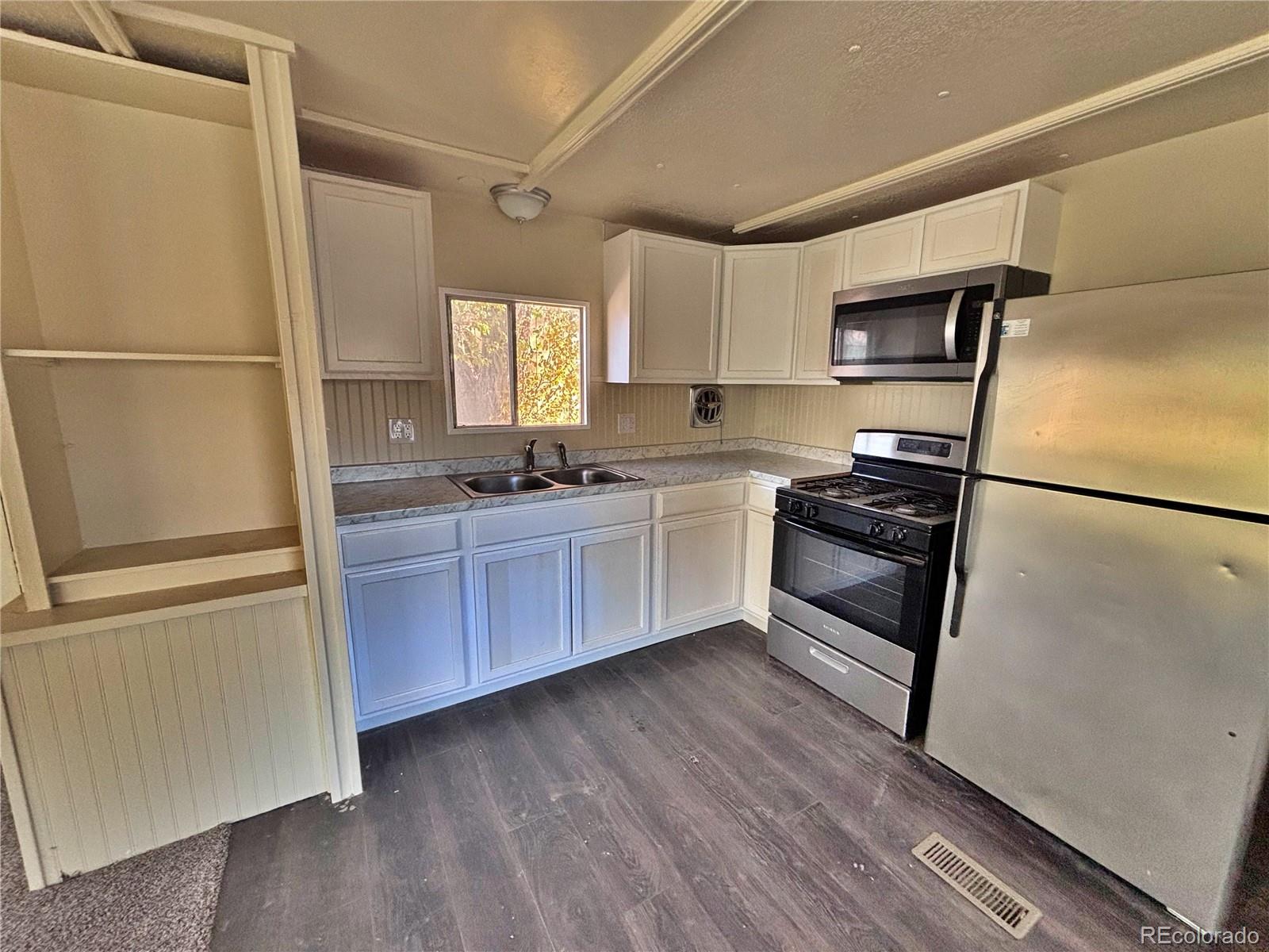 220 Mount View Lane Colorado Springs CO 80907