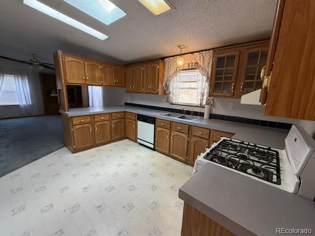 1095 Western Drive Colorado Springs CO 80915