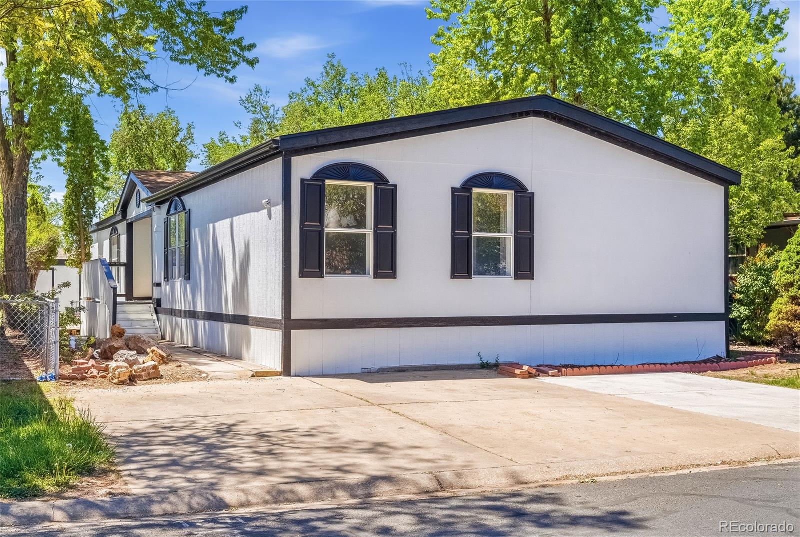 2885 E Mid Way Boulevard Denver CO 80234