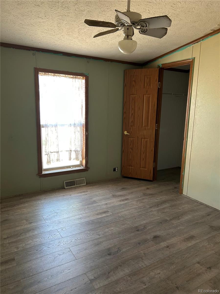 10863 Baily Street Longmont CO 80504