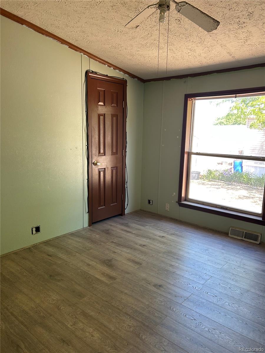10863 Baily Street Longmont CO 80504