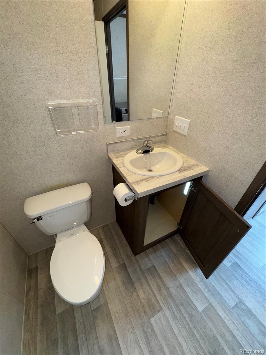 4211 E 100th Avenue Thornton CO 80229