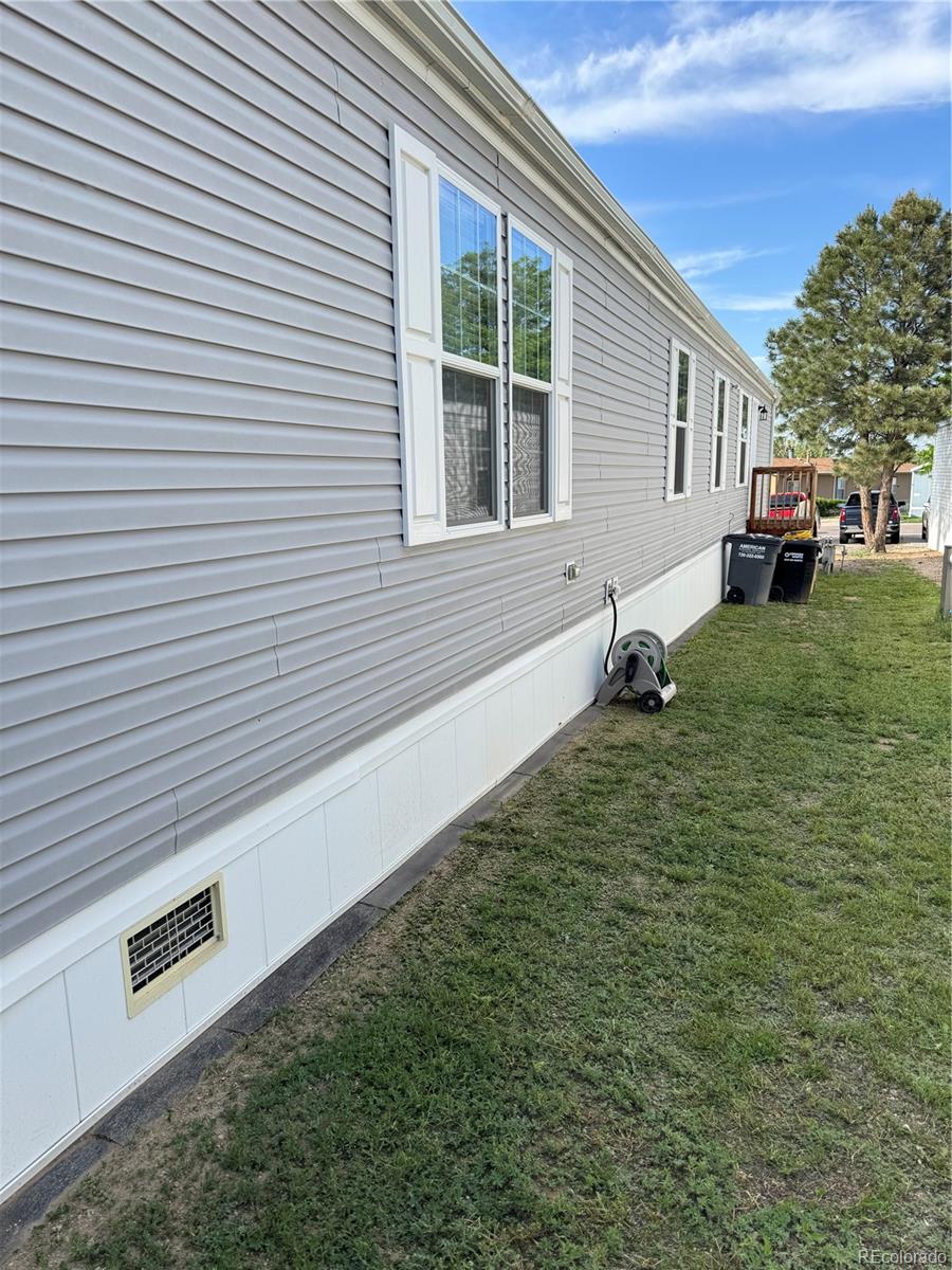 4211 E 100th Avenue Thornton CO 80229