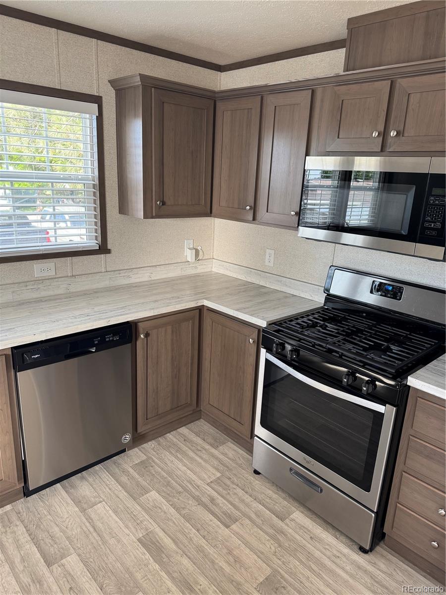 4211 E 100th Avenue Thornton CO 80229