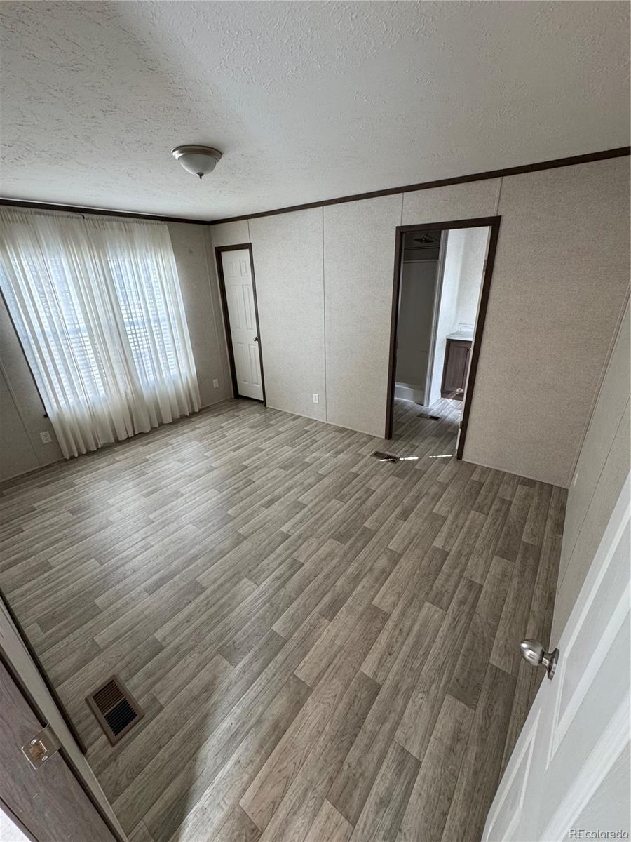 4211 E 100th Avenue Thornton CO 80229
