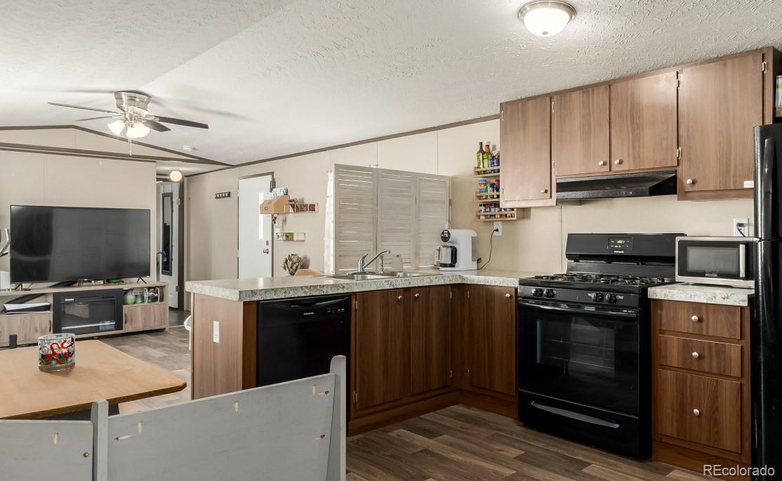 10 9th Avenue Longmont CO 80501