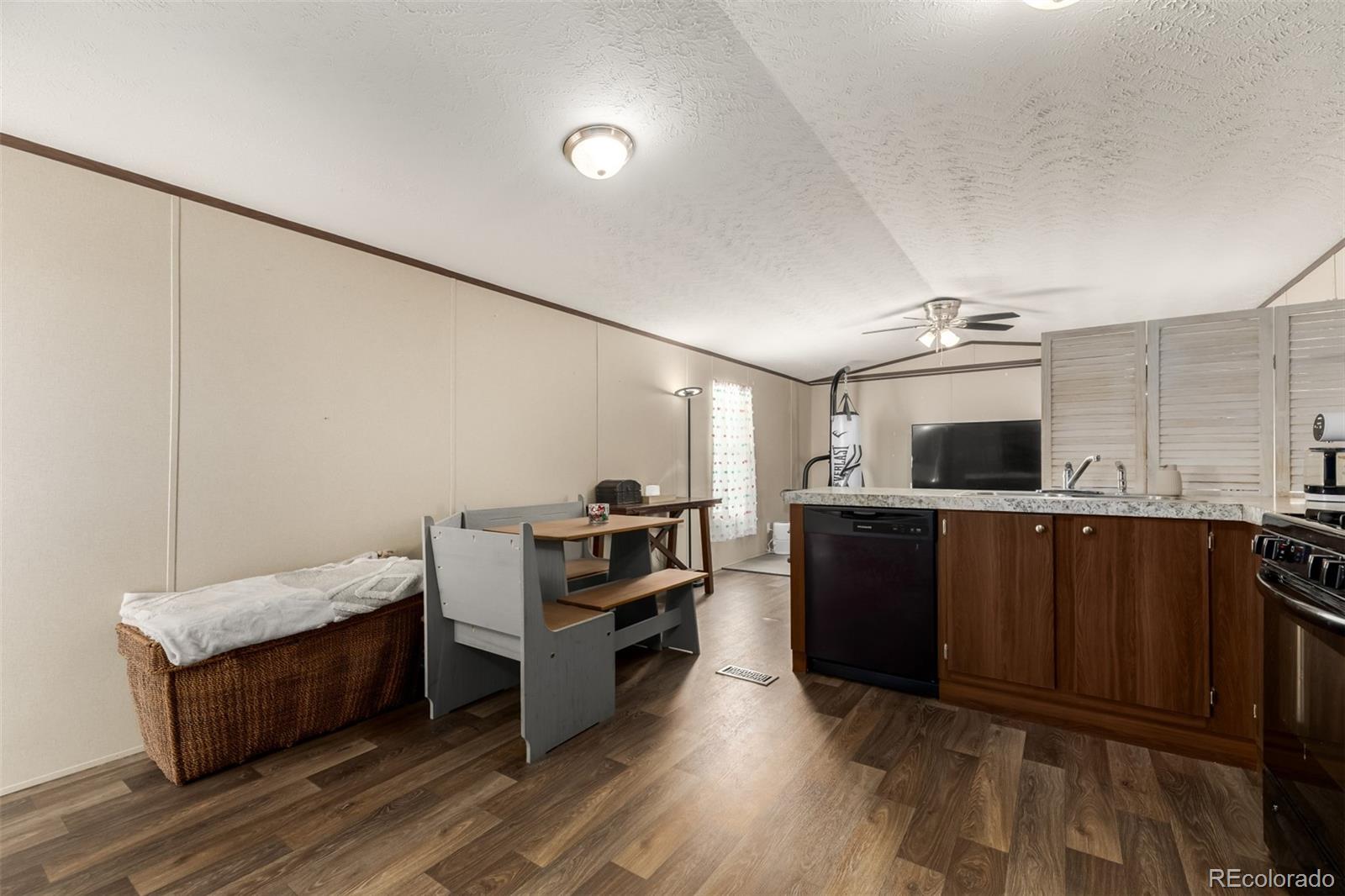 10 9th Avenue Longmont CO 80501