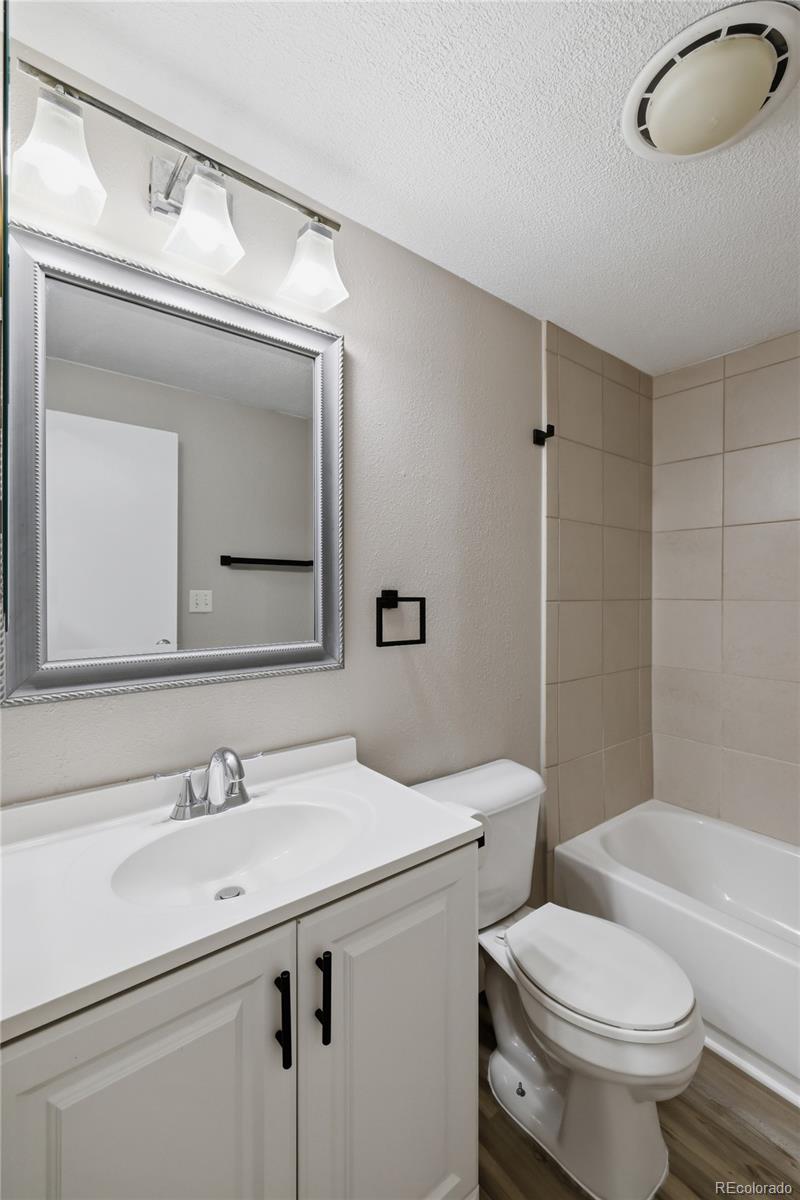 1816 Pagosa Way Aurora CO 80011