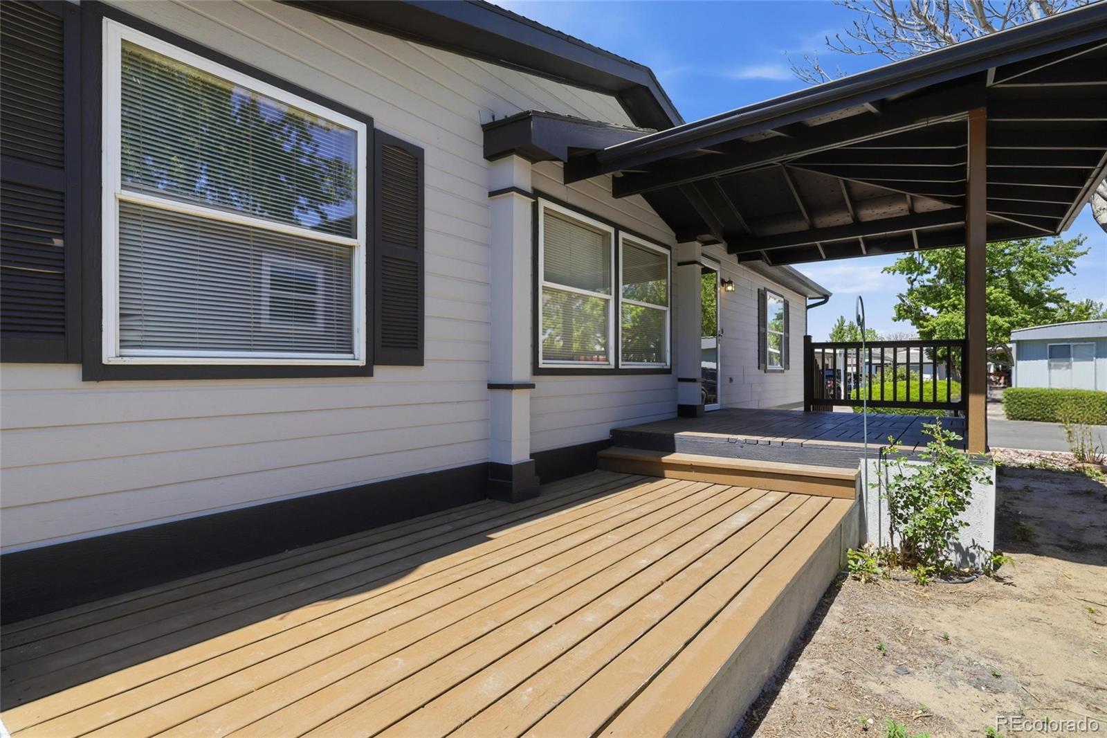 1816 Pagosa Way Aurora CO 80011
