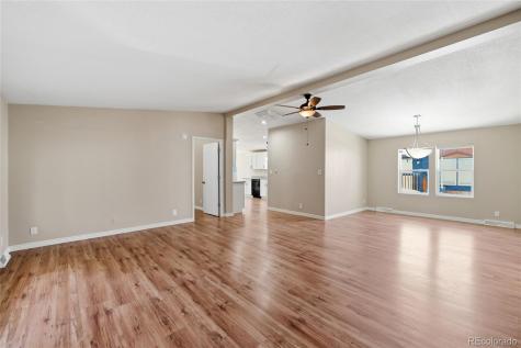 1816 Pagosa Way Aurora CO 80011