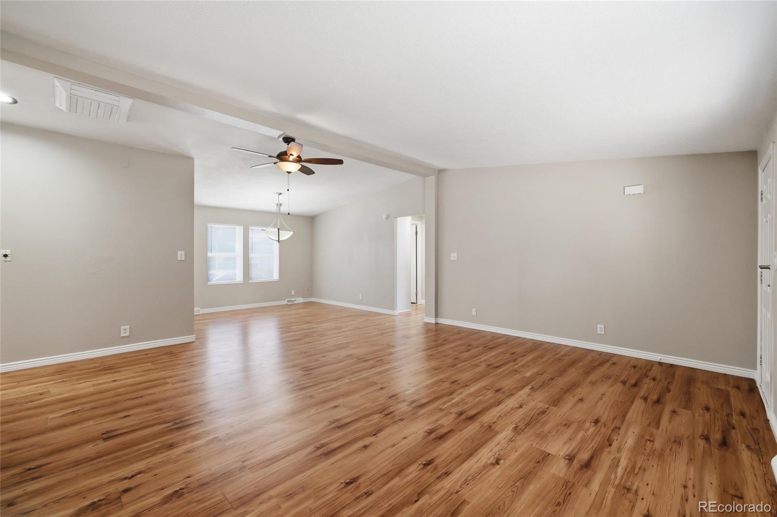 1816 Pagosa Way Aurora CO 80011
