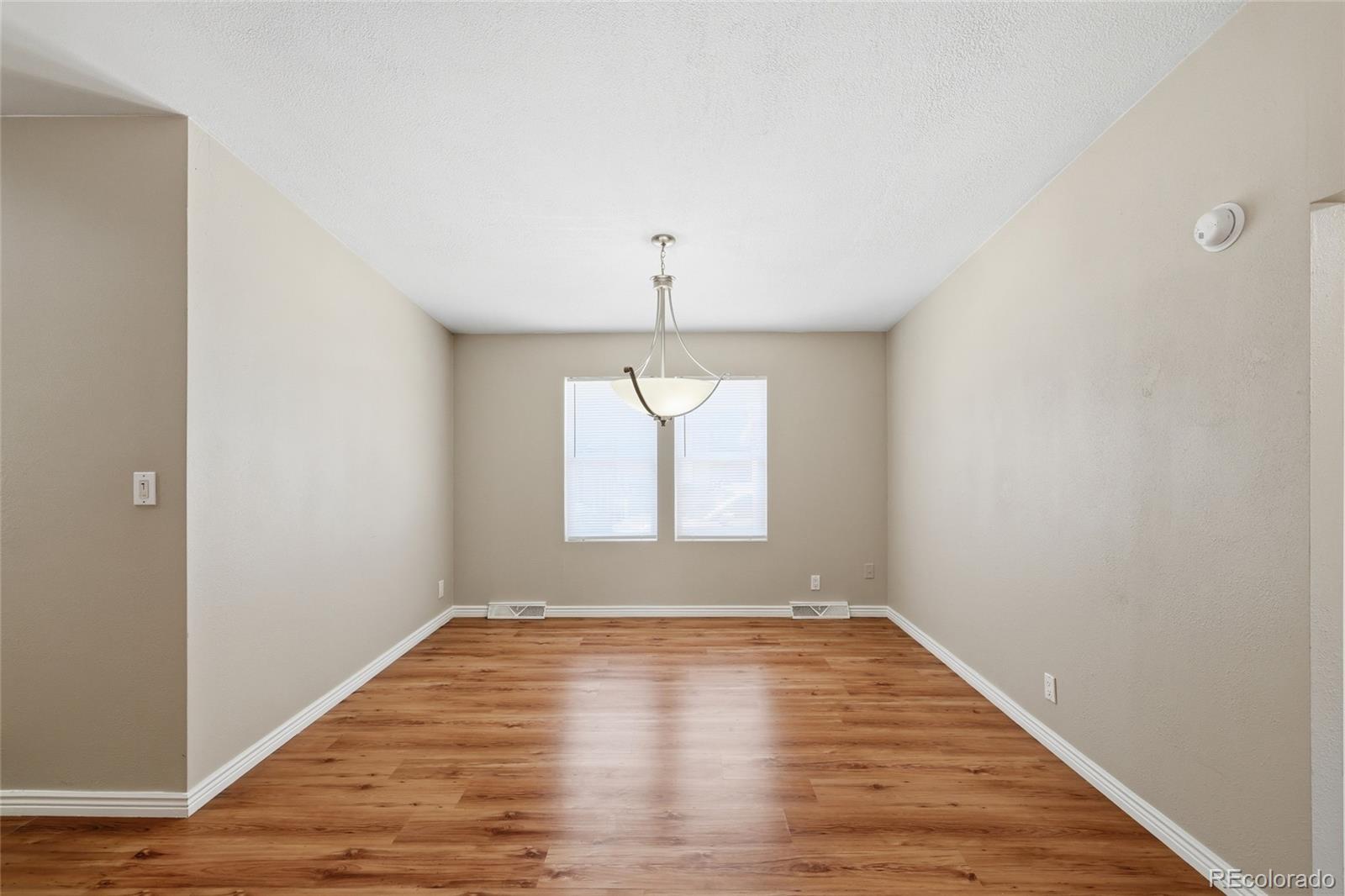1816 Pagosa Way Aurora CO 80011