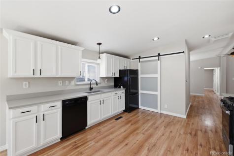 1816 Pagosa Way Aurora CO 80011