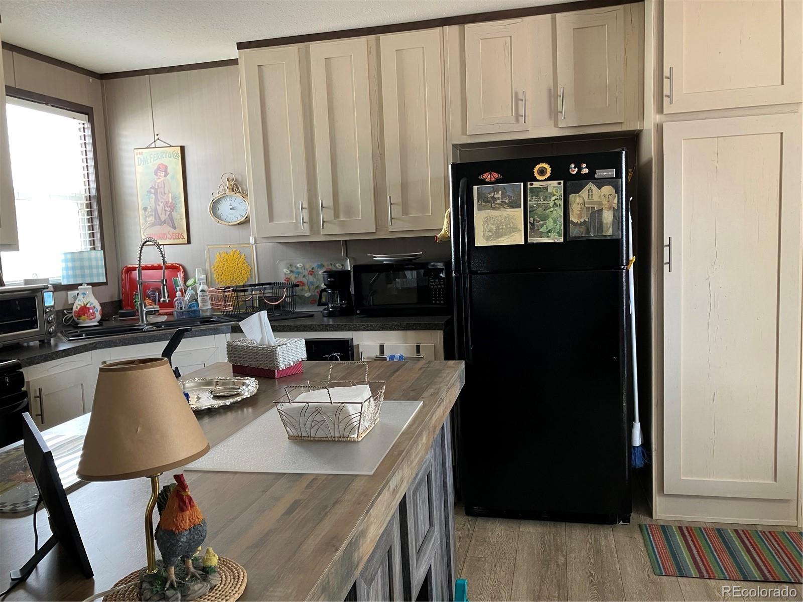 1095 Western Drive Colorado Springs CO 80915