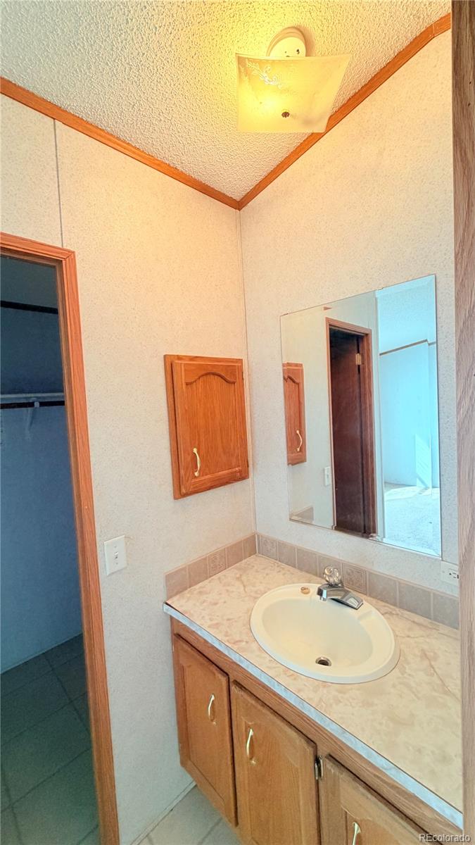 1801 W 92nd Avenue Denver CO 80260