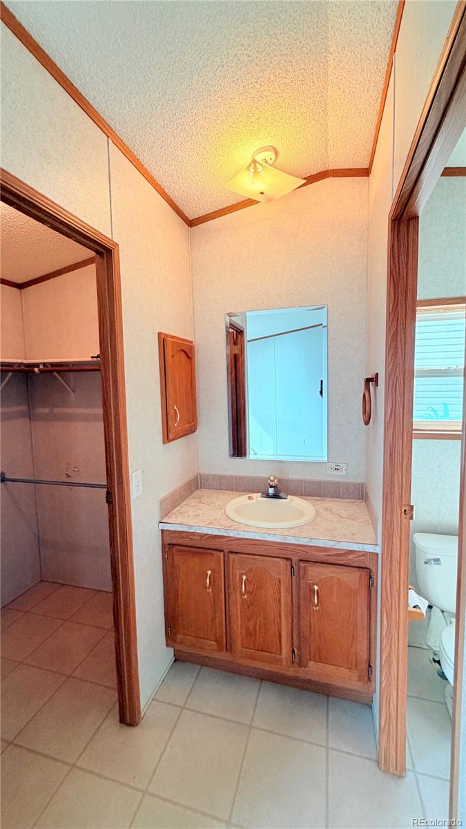 1801 W 92nd Avenue Denver CO 80260