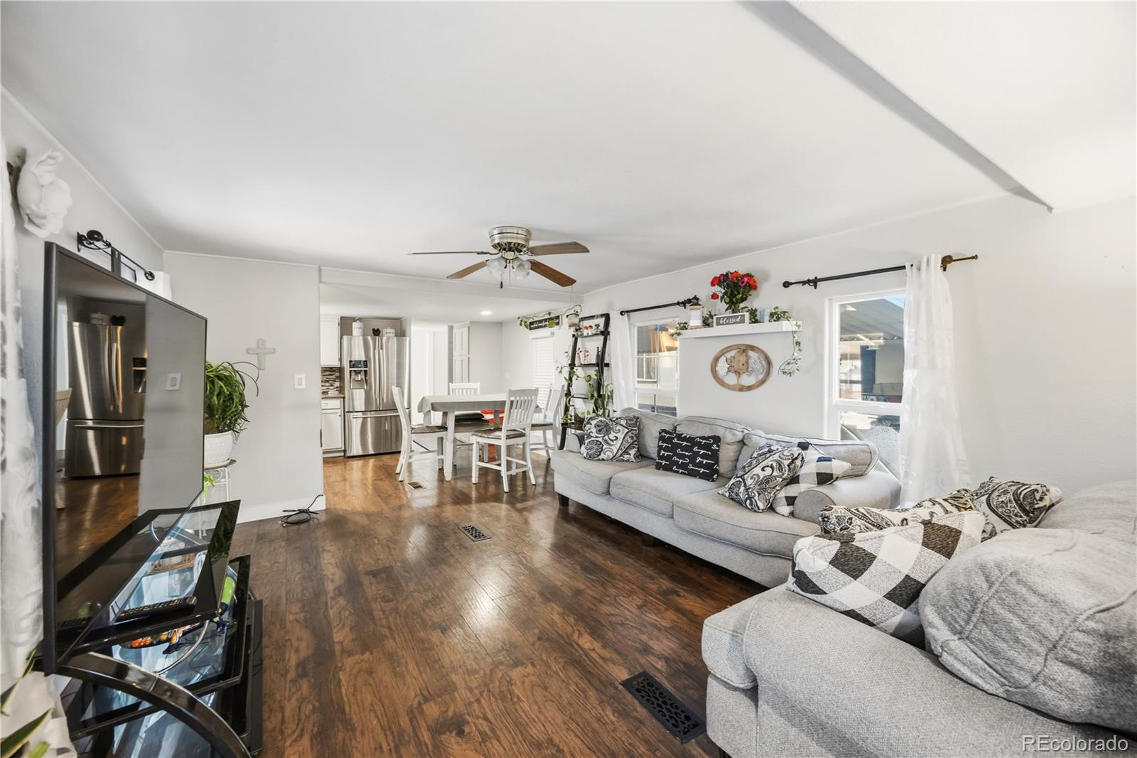 2900 Cascade Drive Denver CO 80260