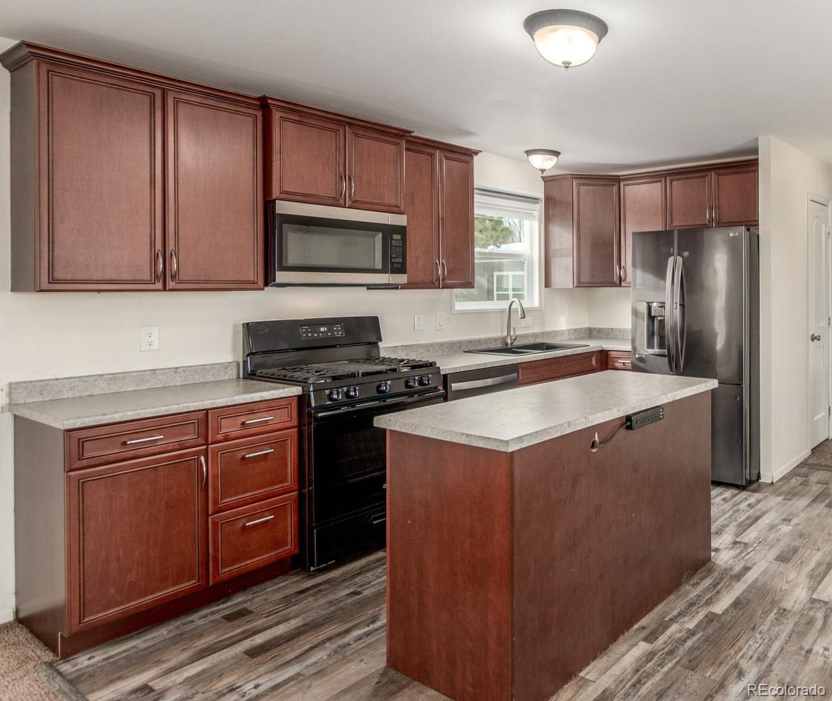 1095 Western Drive Colorado Springs CO 80915