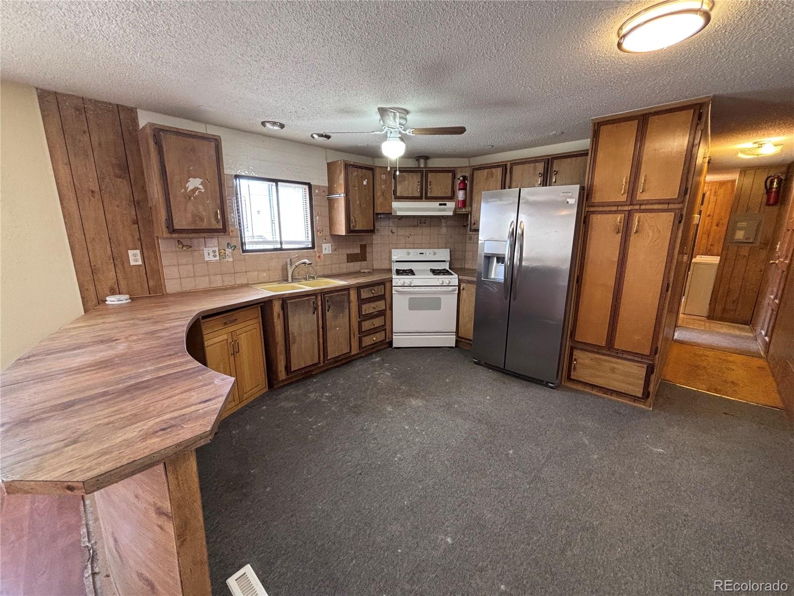 26900 E Colfax Avenue Aurora CO 80018