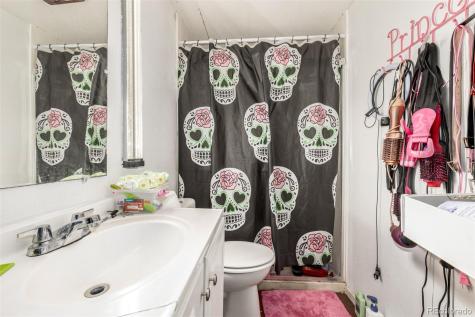 1809 Crystal Street Aurora CO 80011