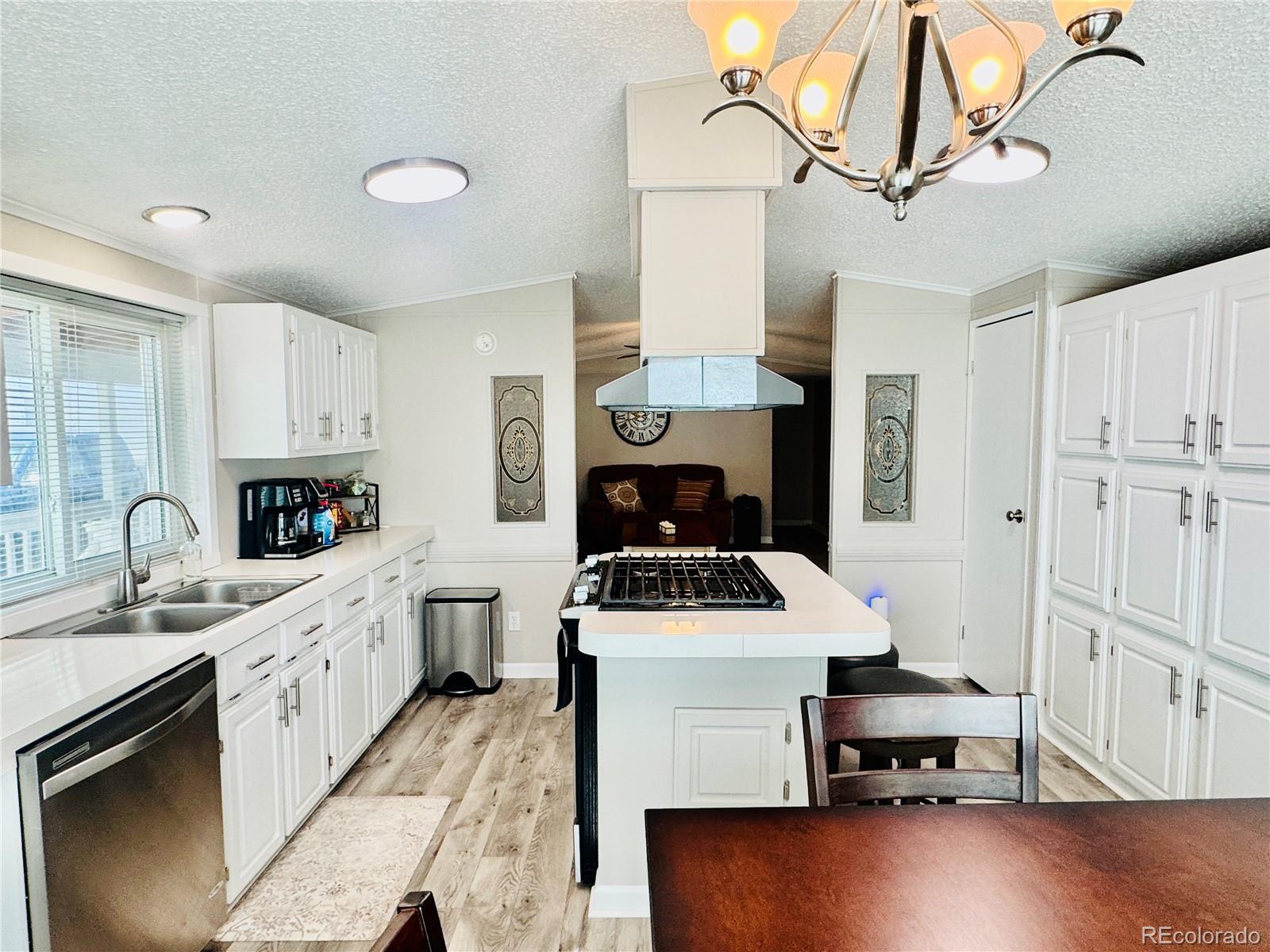 9850 Federal Boulevard #107 Federal Heights CO 80260