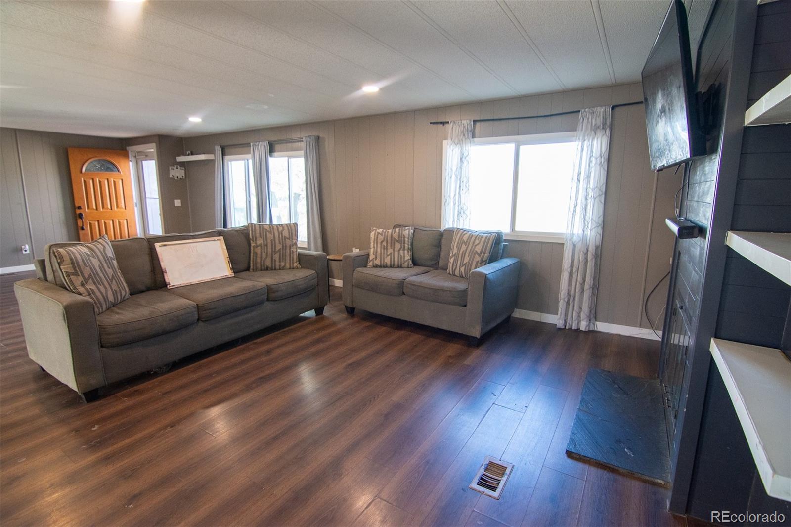 4210 E 100 Th Avenue Thornton CO 80229