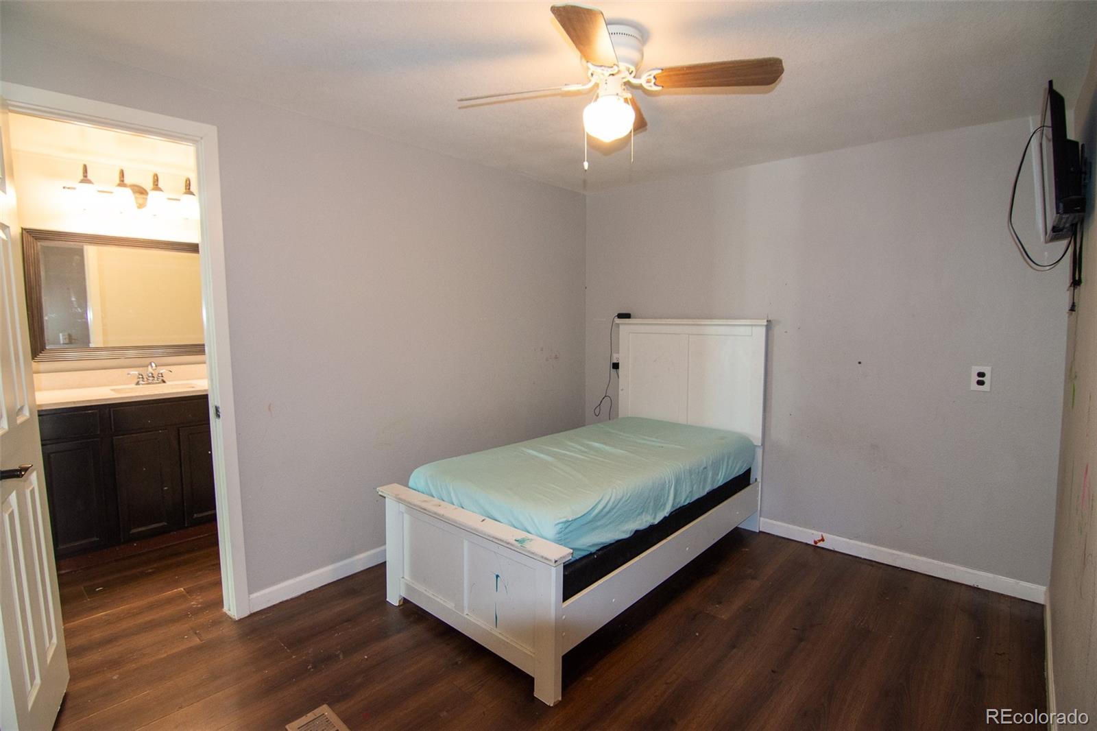 4210 E 100 Th Avenue Thornton CO 80229