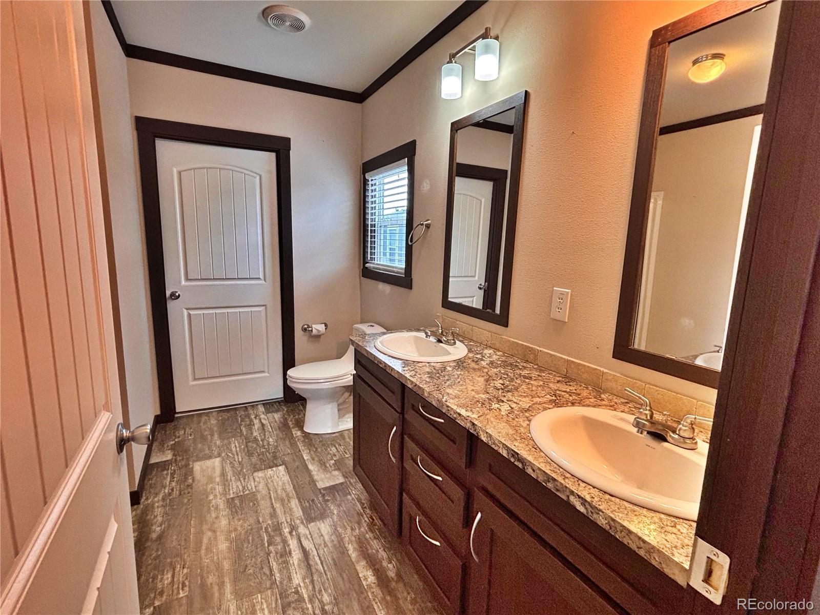 1095 Western Drive Colorado Springs CO 80915