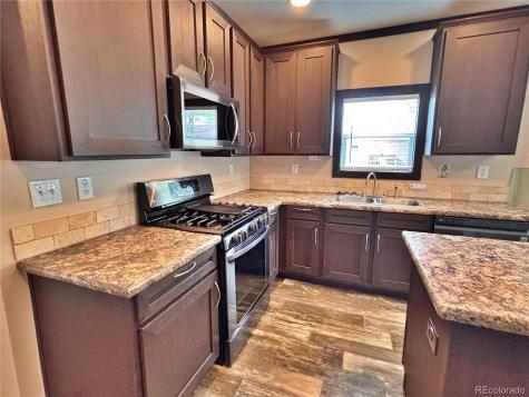 1095 Western Drive Colorado Springs CO 80915