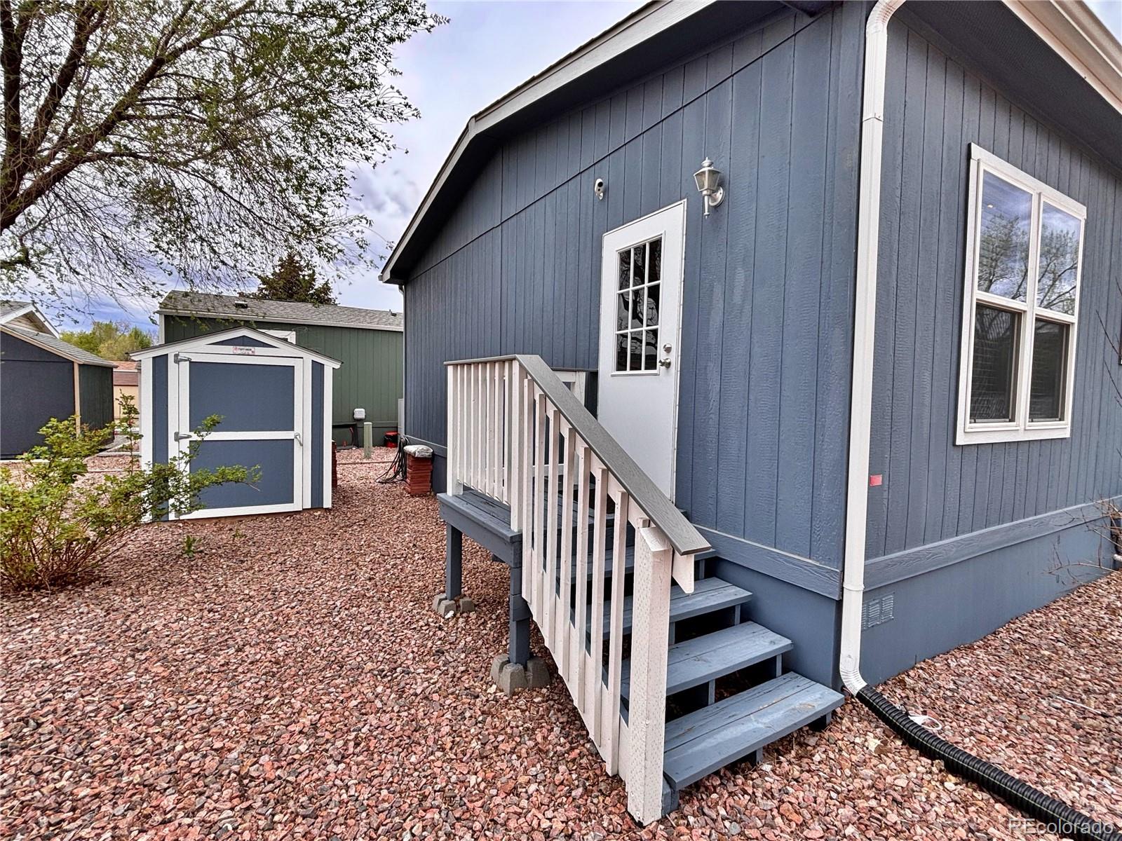 1095 Western Drive Colorado Springs CO 80915