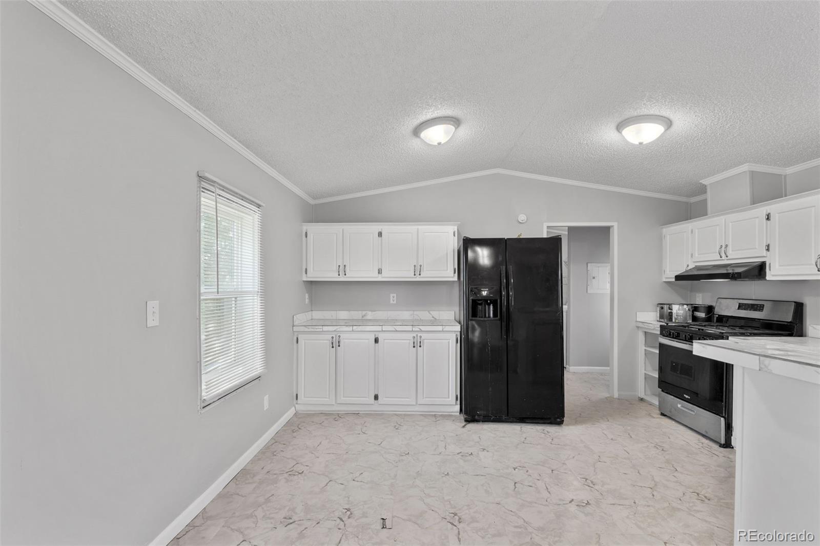 1095 Western Drive Colorado Springs CO 80915